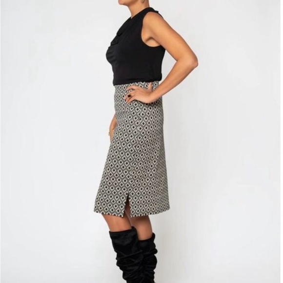 Leota Women's Pencil Skirt Gray Size: 1X - Picture 2 of 9